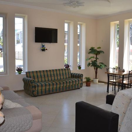 Bed and Breakfast Maka Уреки Экстерьер фото